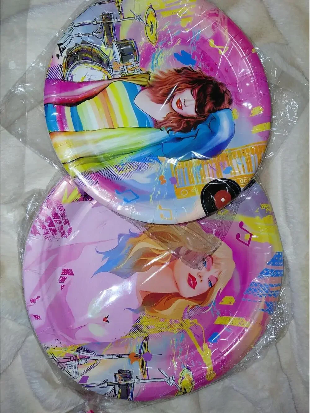 Taylor Swift party supply pack and
